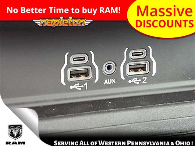 New 2026 RAM 1500 4x4 Crew Cab image 21