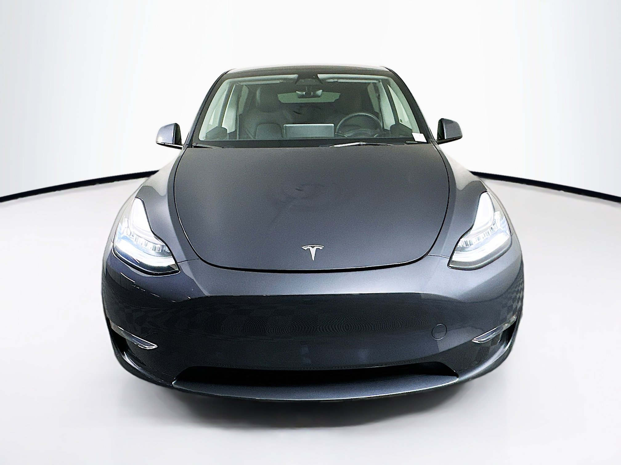 Used 2023 Tesla Model Y Long Range AWD/4WD image 2