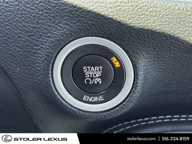 Used 2016 Dodge Challenger R/T Scat Pack w/ Leather Interior Group image 28