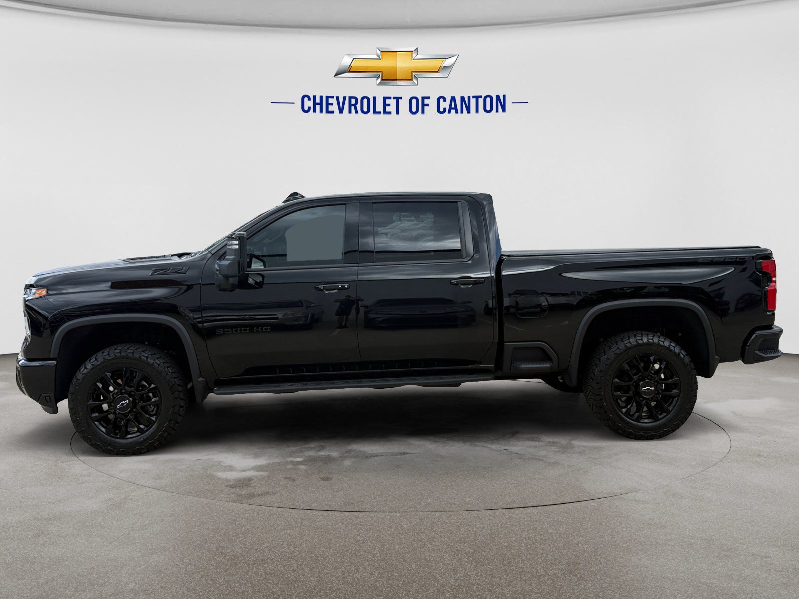 Used 2026 Chevrolet Silverado 3500 LTZ AWD/4WD image 8