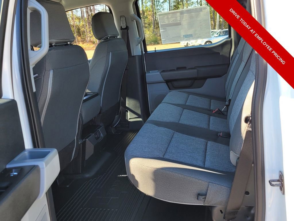 New 2026 Ford F250 XL w/ XL Off-Road Package AWD/4WD image 6