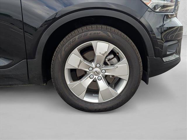 Used 2021 Volvo XC40 T5 Momentum AWD/4WD image 22