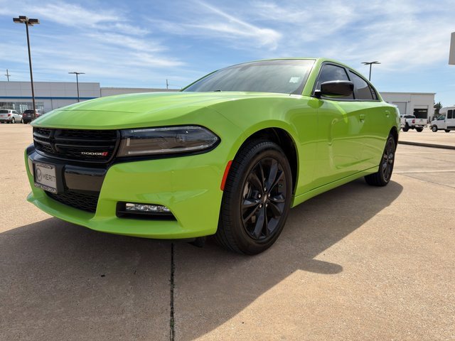 Used 2023 Dodge Charger SXT w/ Blacktop Package image 8