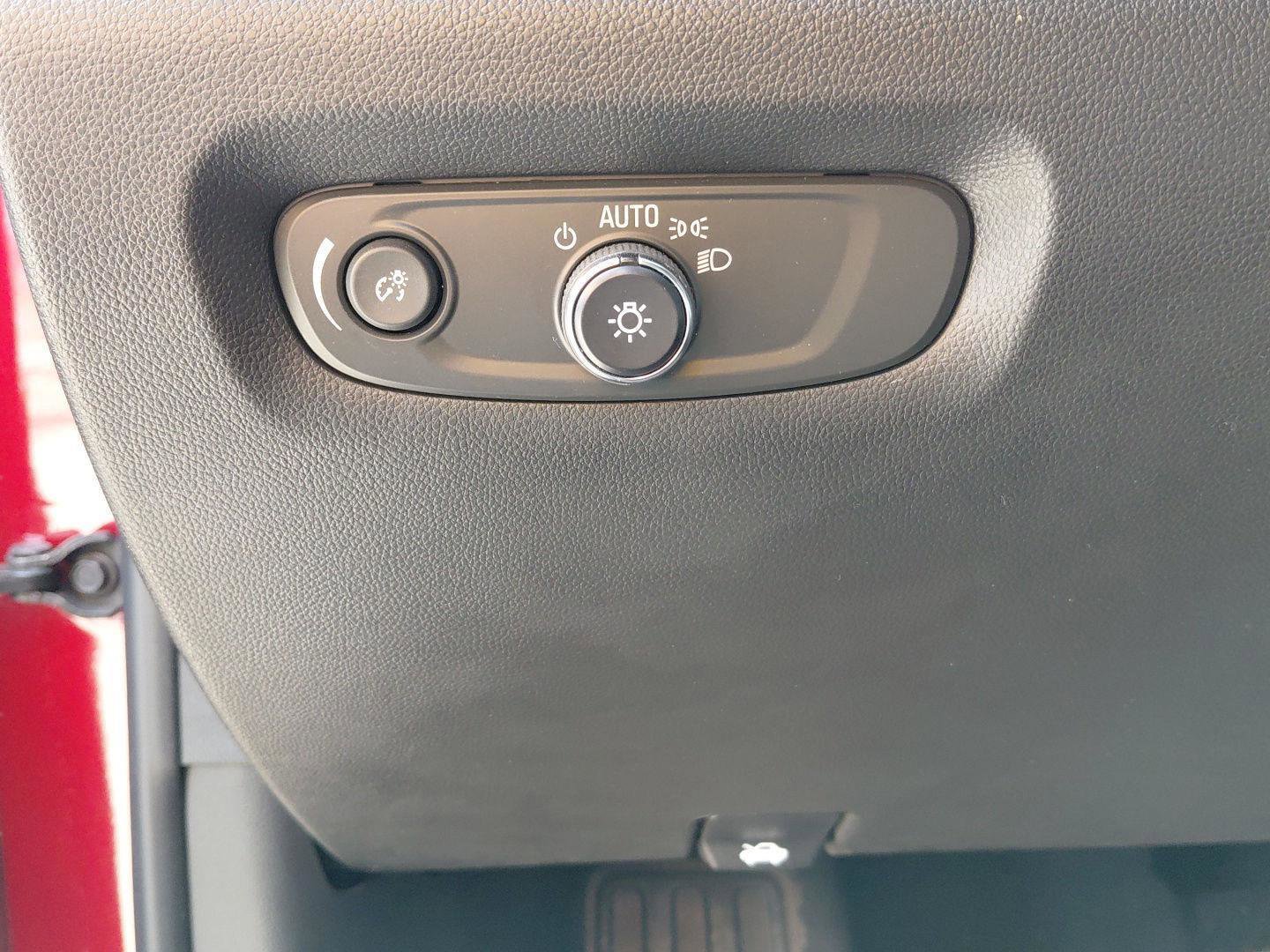 Used 2022 Chevrolet Traverse High Country image 29