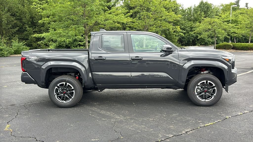 New 2026 Toyota Tacoma TRD Sport w/ TRD Sport Premium Package AWD/4WD image 30