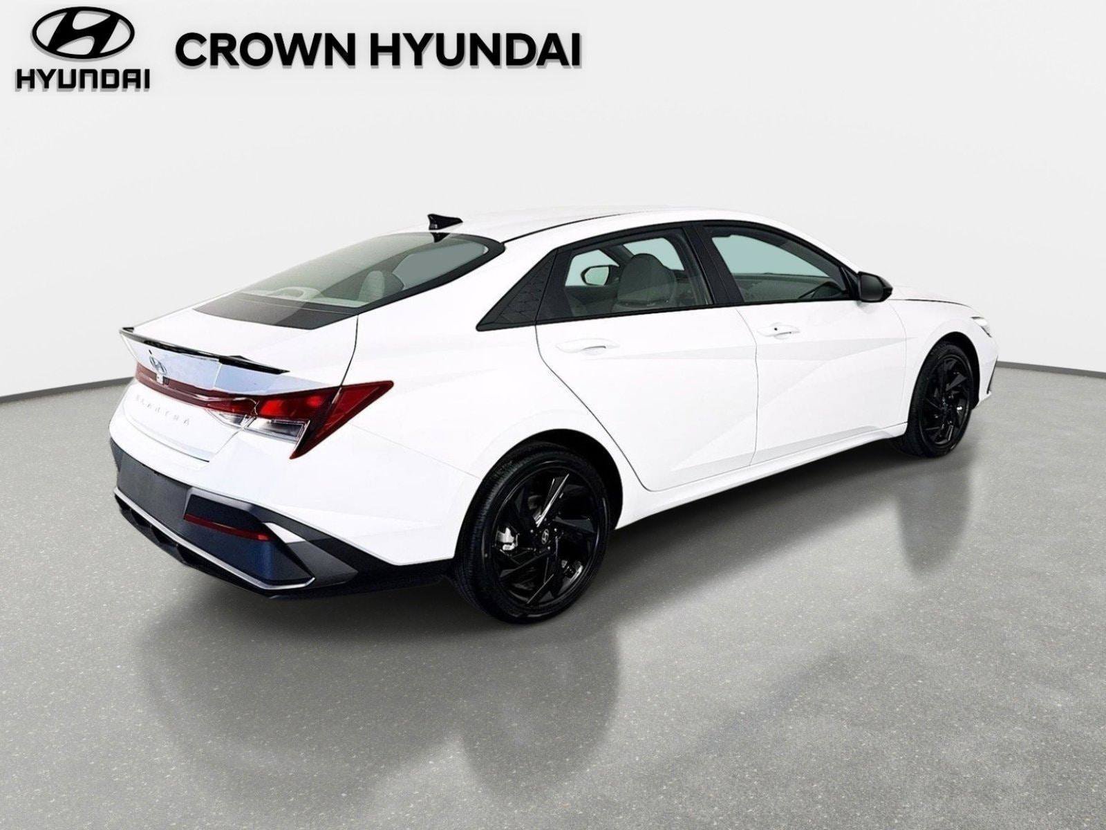 New 2026 Hyundai Elantra Sport FWD image 5