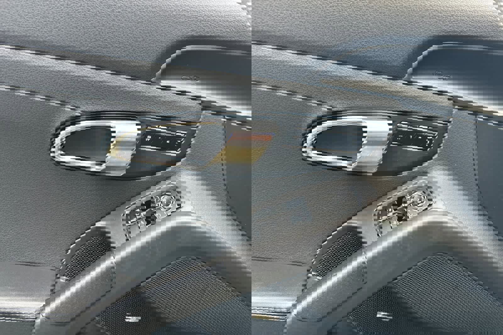 Used 2013 Porsche Boxster S image 11