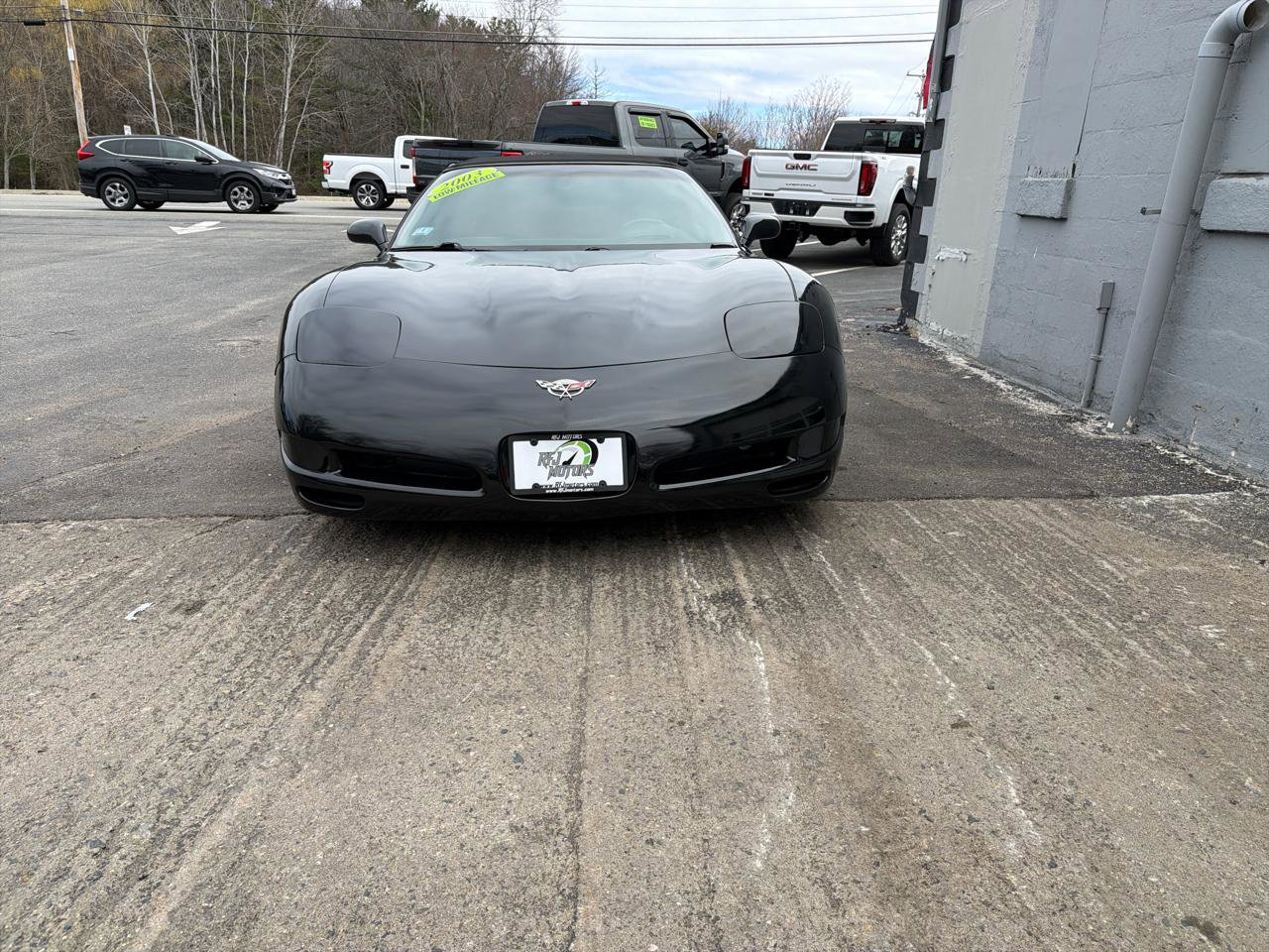 Used 2003 Chevrolet Corvette Convertible w/ Preferred Equipment Group1 RWD image 3