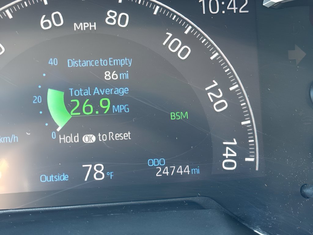 Used 2023 Toyota RAV4 XLE AWD/4WD image 21