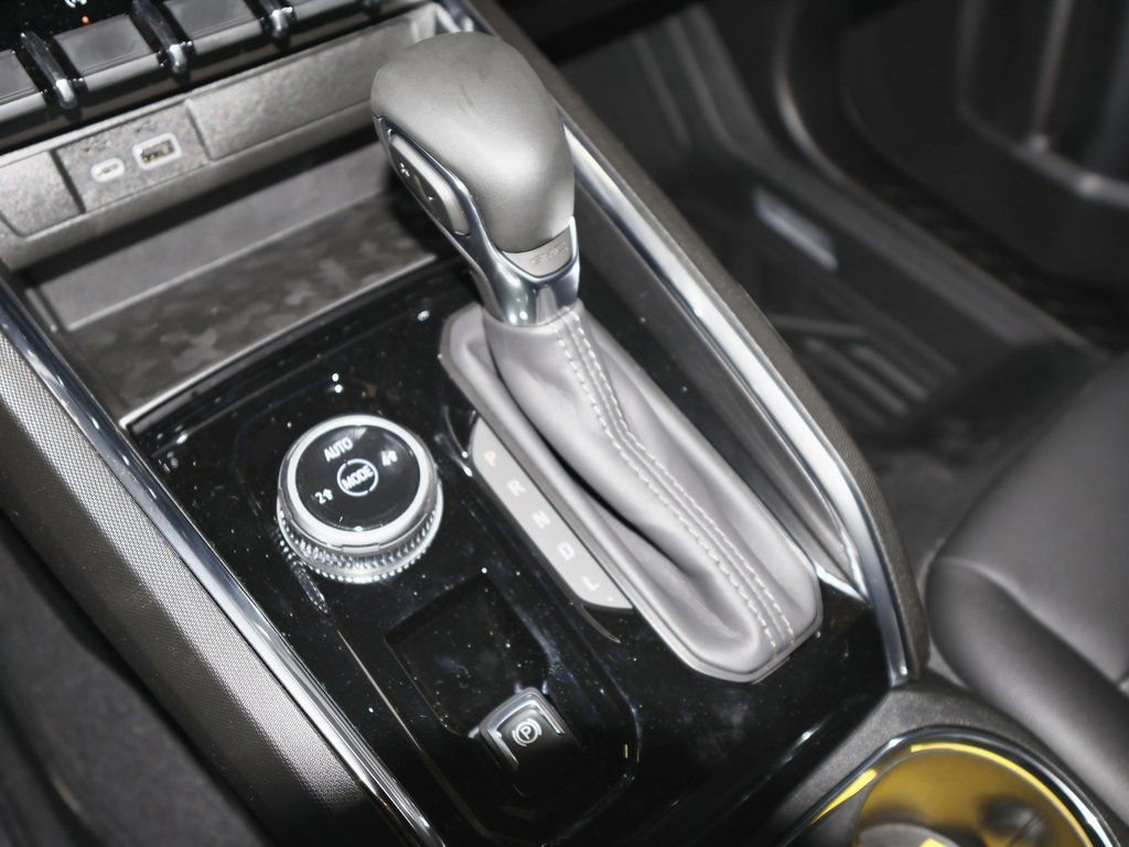 New 2026 GMC Canyon Elevation w/ Convenience Package image 19