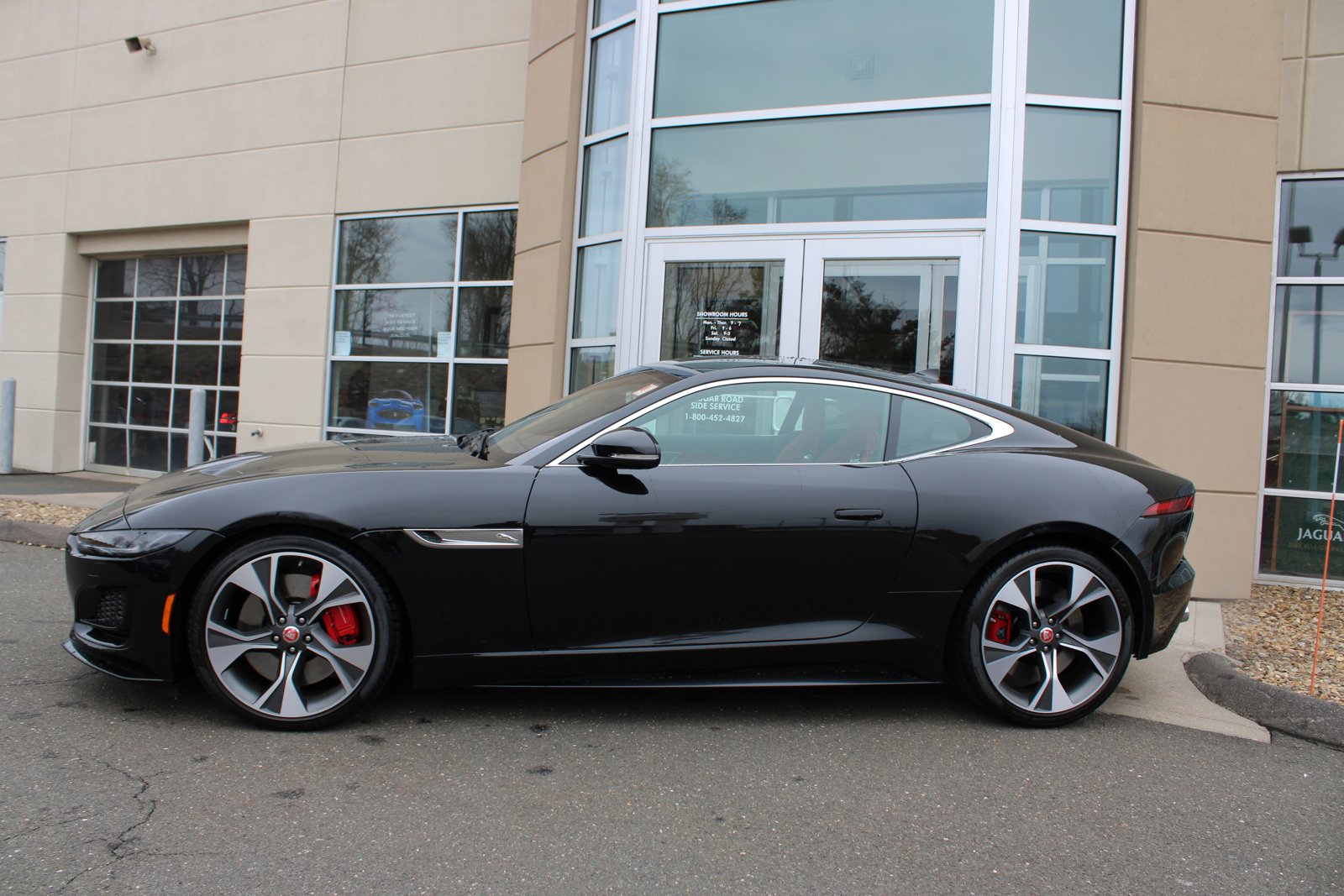 New 2023 Jaguar F-TYPE R-Dynamic image 4