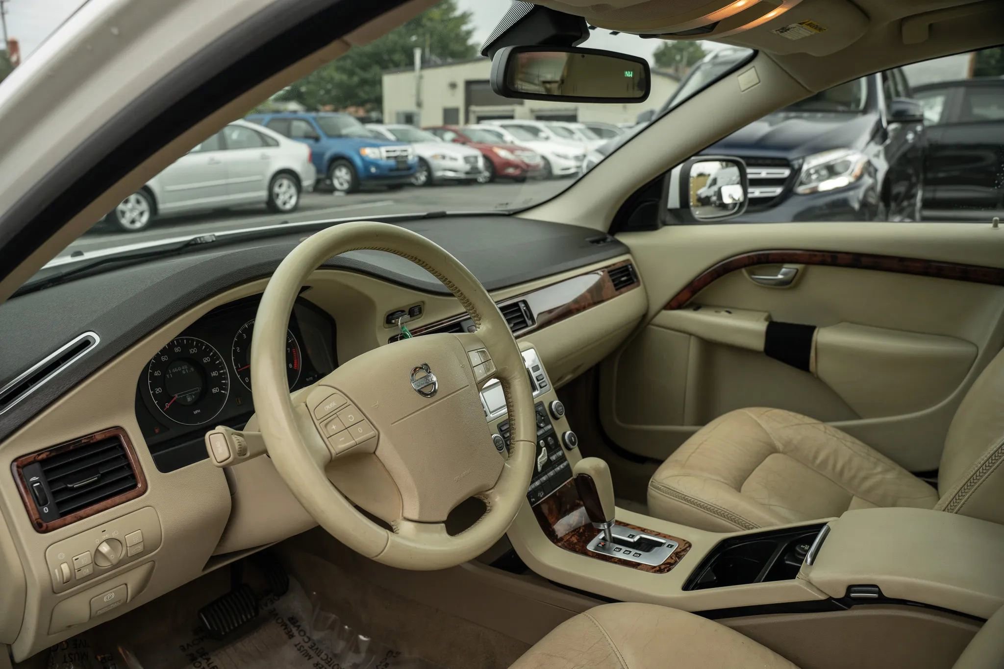 Used 2008 Volvo XC70 3.2 image 6