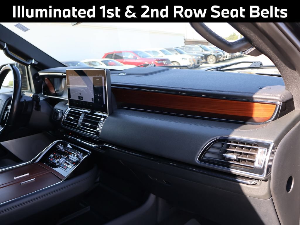 Used 2023 Lincoln Navigator L Reserve AWD/4WD image 11