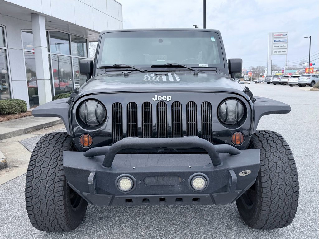 Used 2009 Jeep Wrangler Unlimited Rubicon w/ Dual Top Group image 3