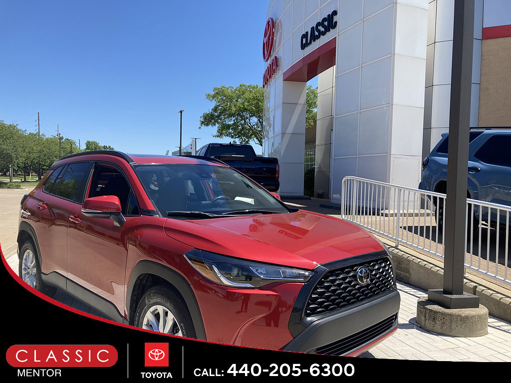 Used 2022 Toyota Corolla Cross LE w/ Moonroof Package