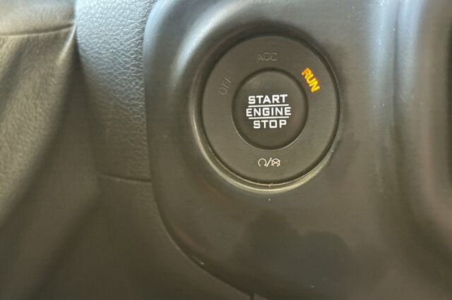 Used 2021 Jeep Wrangler Sport AWD/4WD image 23