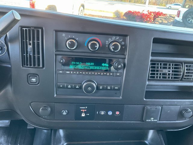 Used 2022 GMC Savana 3500 w/ Power Convenience Package image 12