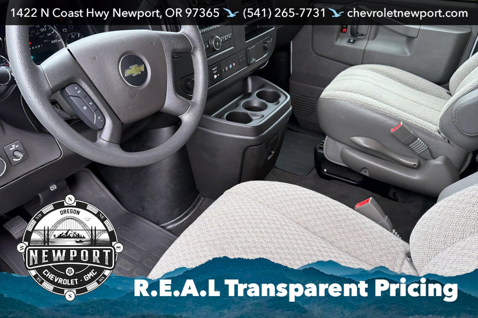 Used 2024 Chevrolet Express 3500 LT w/ LT Preferred Equipment Group RWD image 10