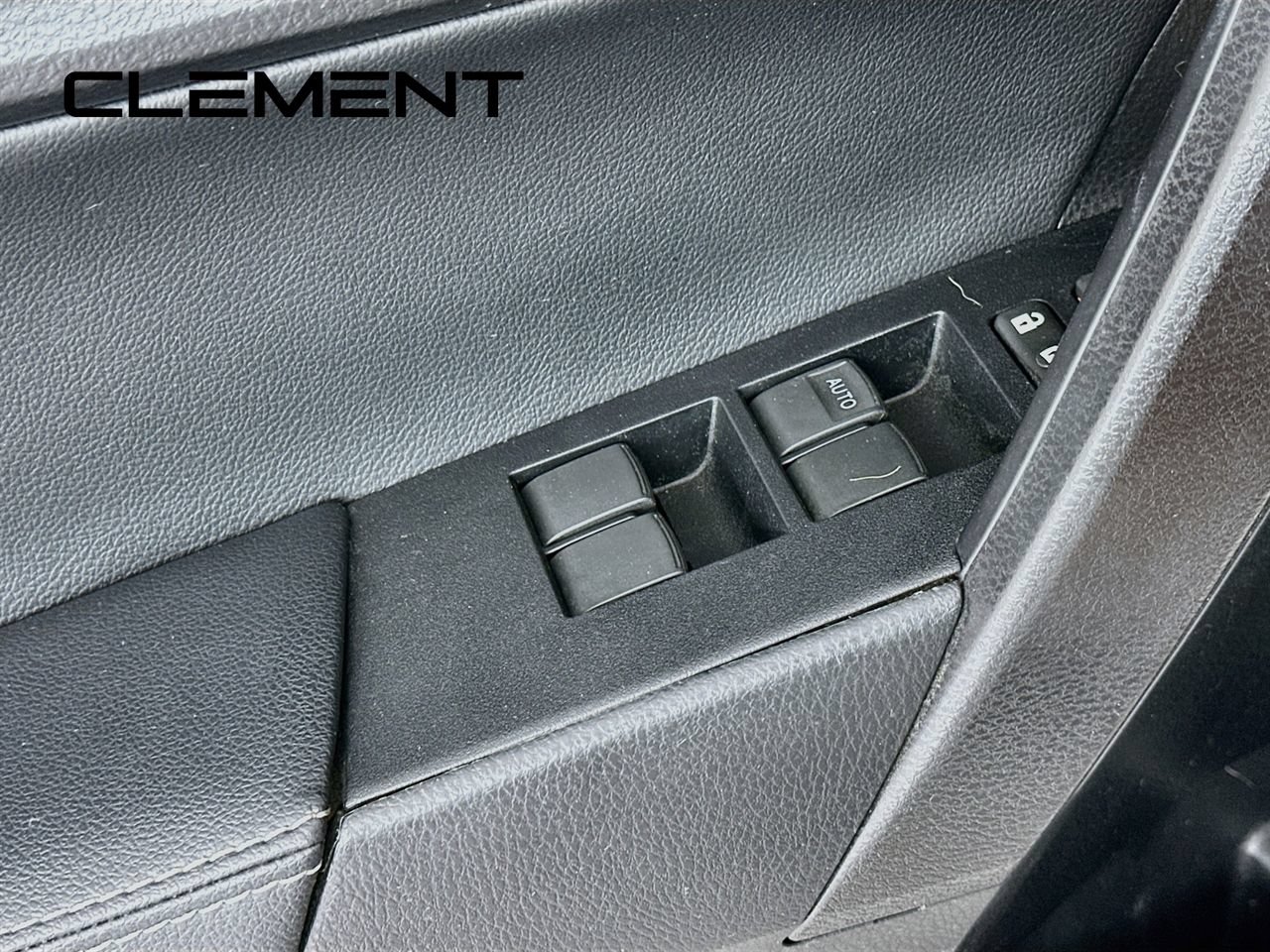 Used 2015 Toyota Corolla S FWD image 24