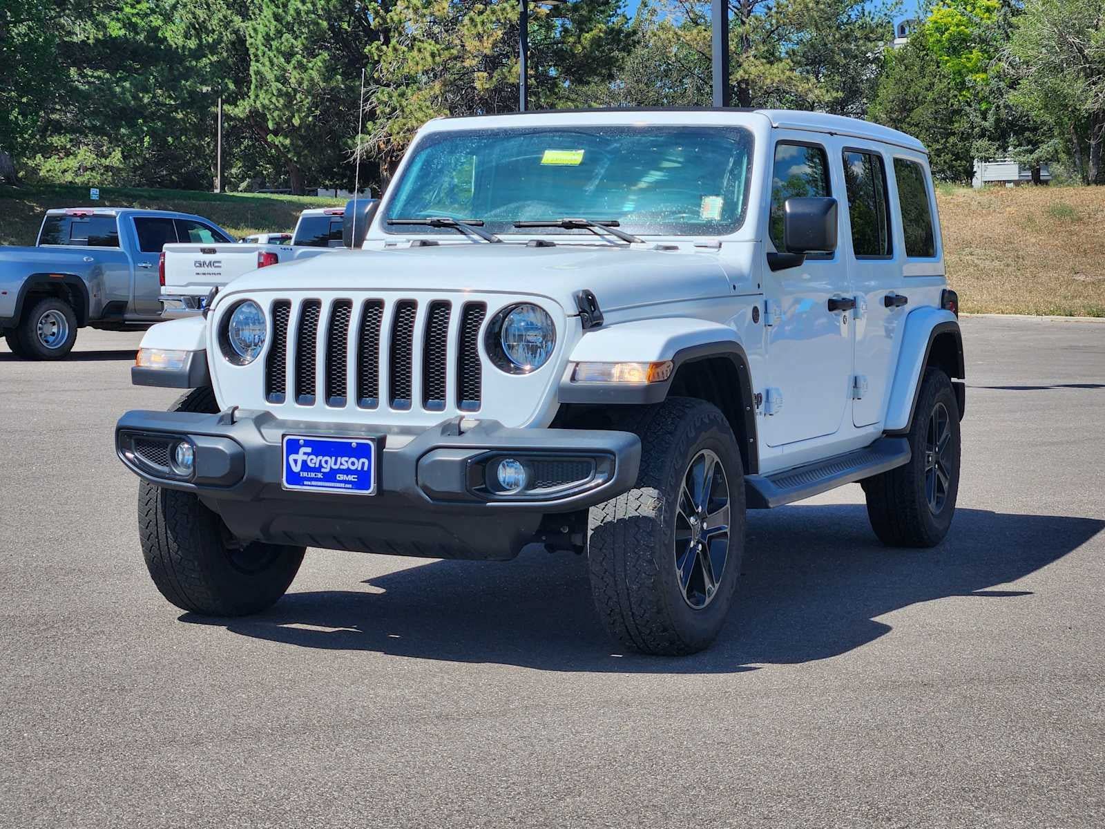 Used 2023 Jeep Wrangler Unlimited Sahara AWD/4WD image 4