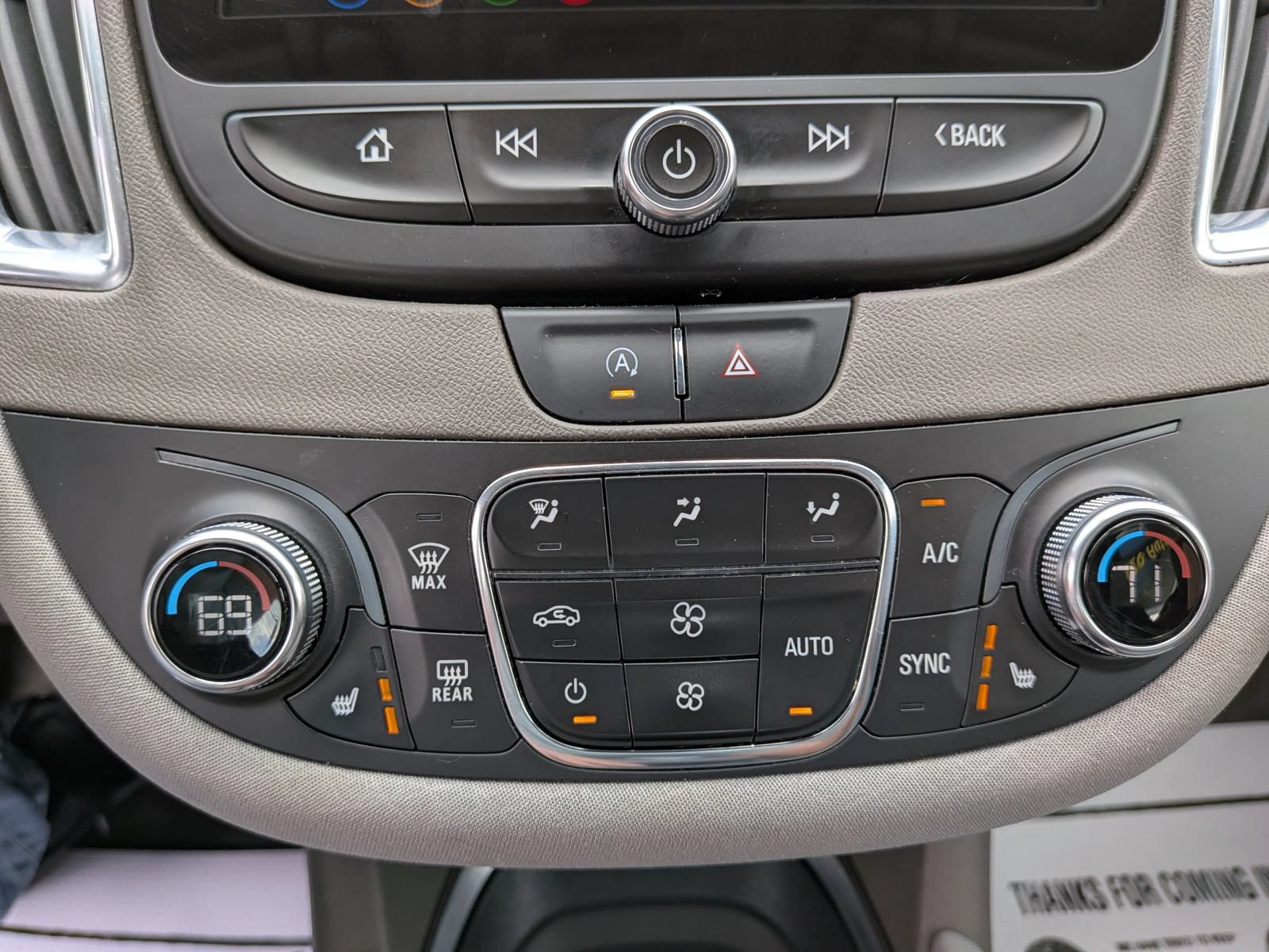 Used 2021 Chevrolet Malibu LT FWD image 49