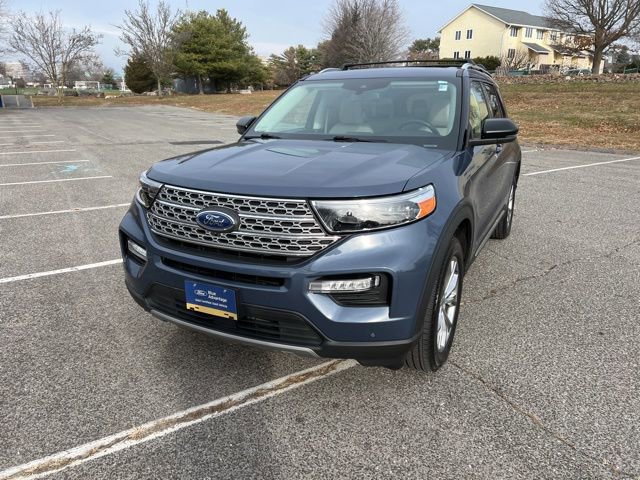 Certified 2021 Ford Explorer Limited w/ Equipment Group 301A image 3