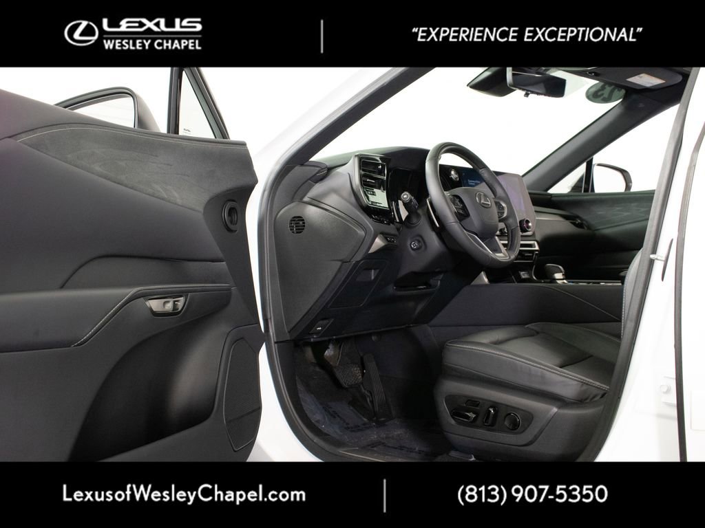 Used 2023 Lexus RX 350 AWD w/ Accessory Package image 20