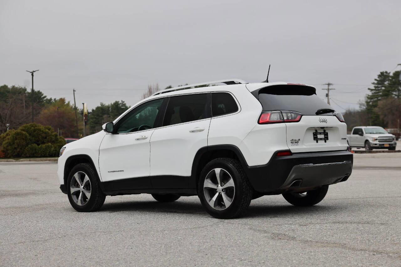Used 2019 Jeep Cherokee Limited image 3