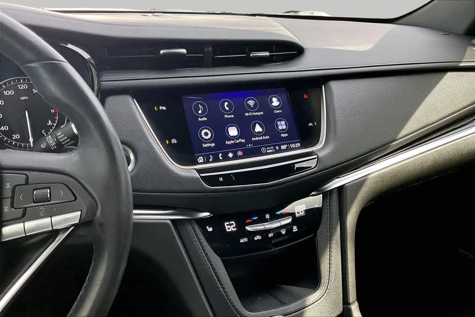 Used 2023 Cadillac XT6 Luxury FWD image 7