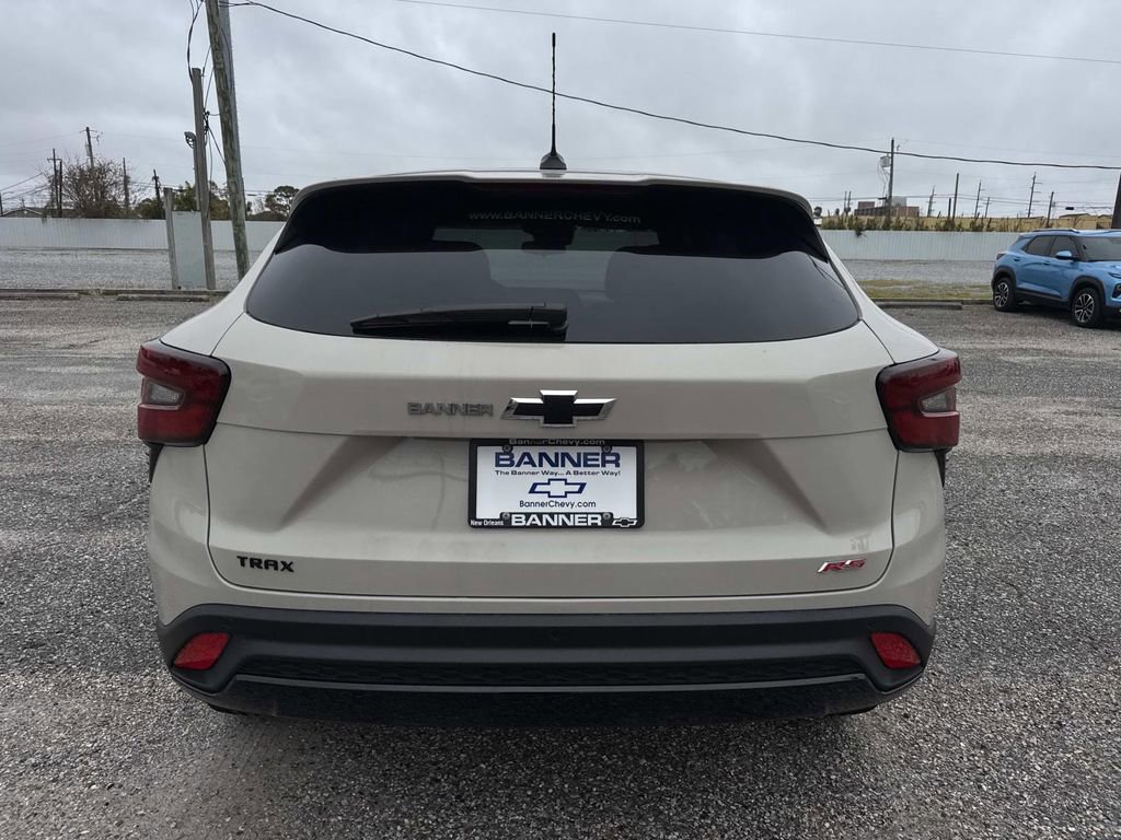 New 2026 Chevrolet Trax RS w/ Sunroof Package image 6