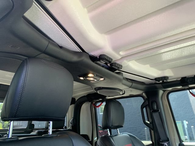 Used 2022 Jeep Gladiator Rubicon AWD/4WD image 17