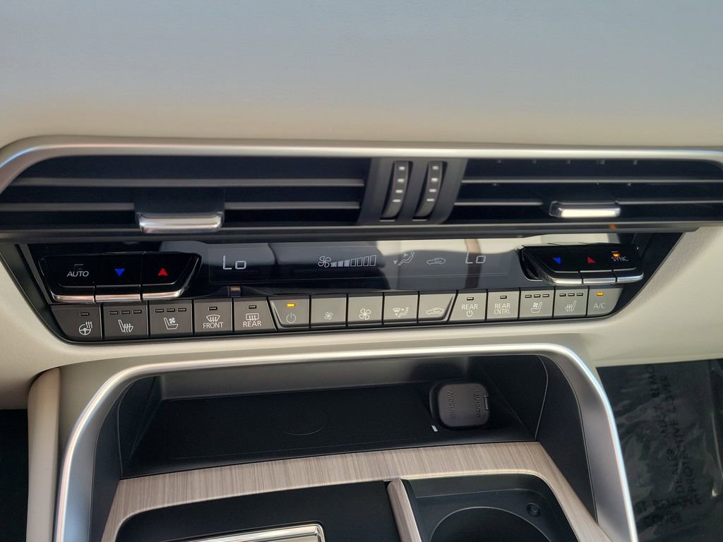 New 2026 MAZDA CX-90 Plug-In Hybrid w/ Premium Plus image 34