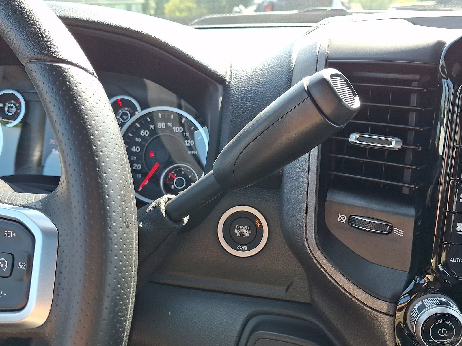 New 2026 RAM 2500 Tradesman AWD/4WD image 8