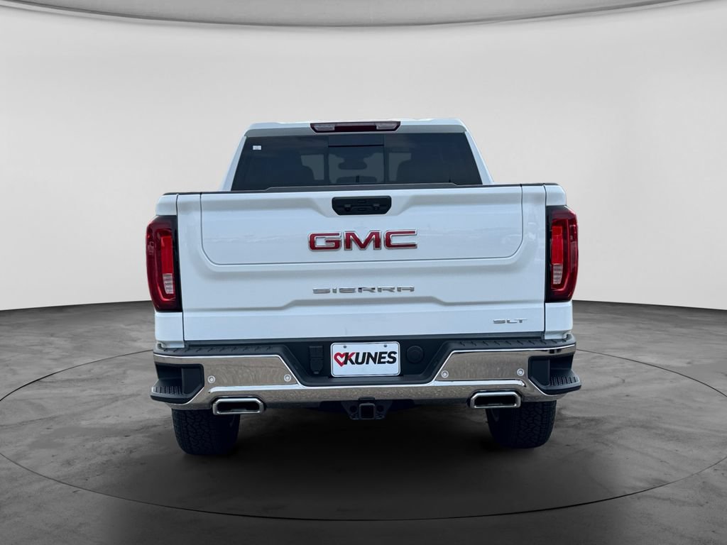 New 2026 GMC Acadia Elevation w/ Black Edition FWD image 7