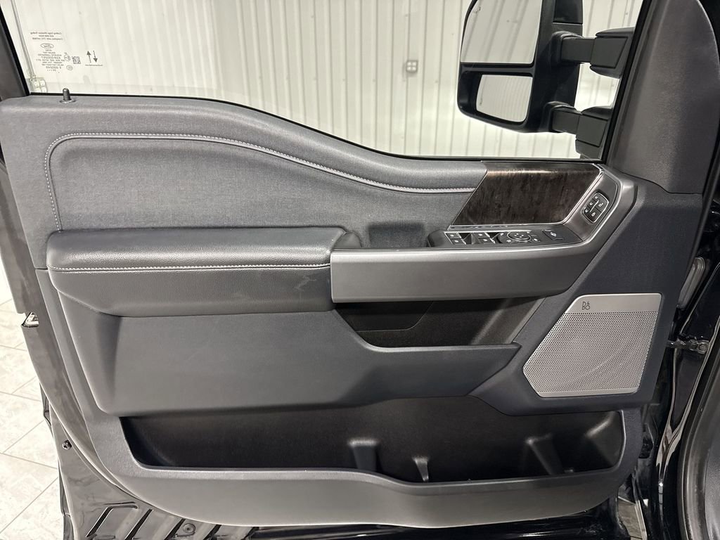Used 2024 Ford F250 Lariat image 23