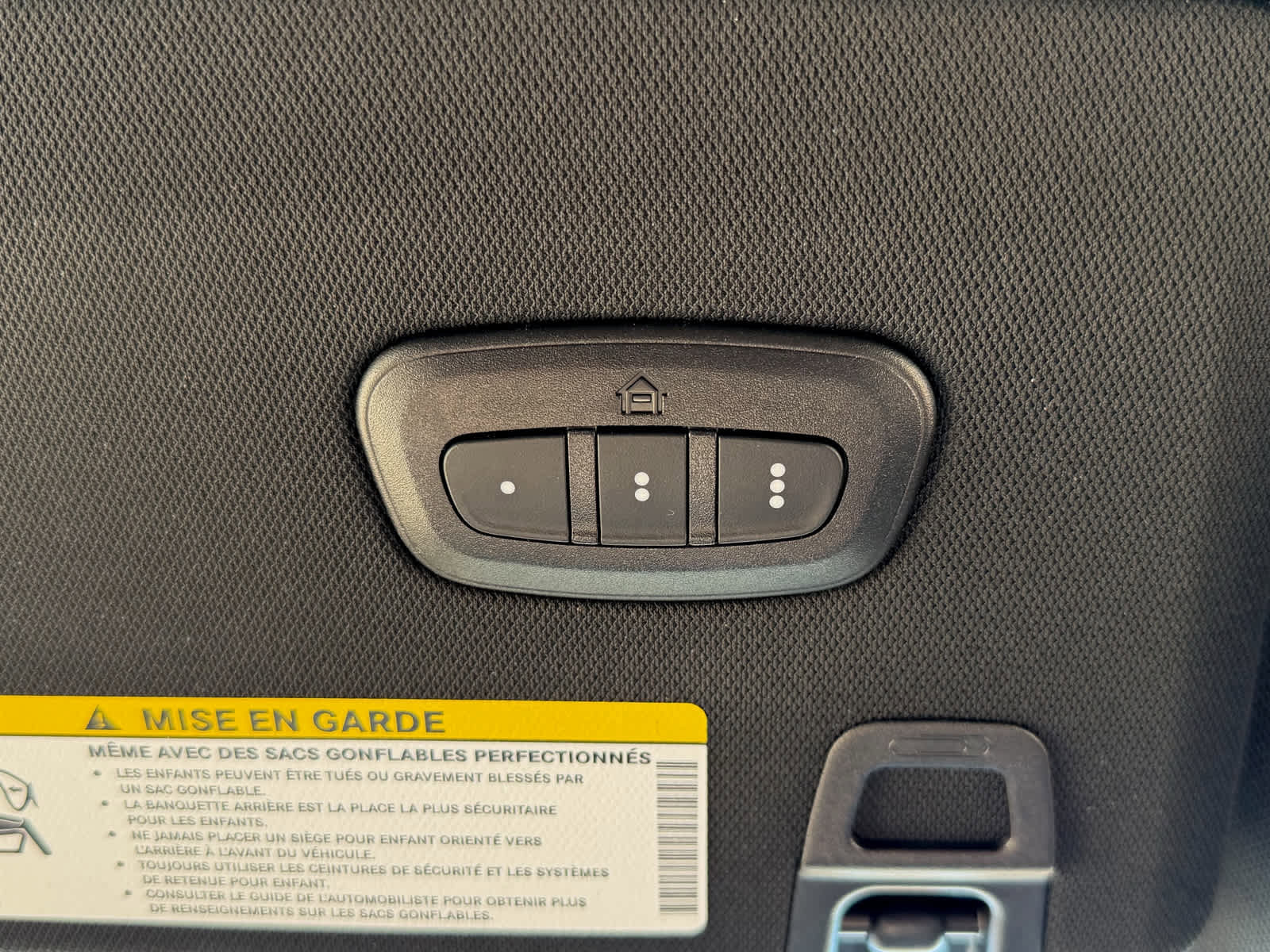 New 2025 Jeep Grand Cherokee L Limited w/ Luxury Tech Group II image 36