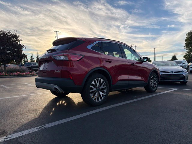 Used 2020 Ford Escape Titanium AWD/4WD image 7