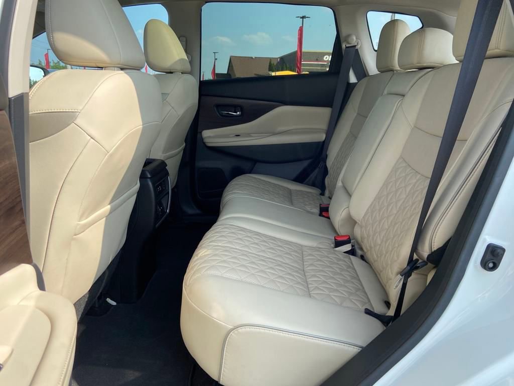 Used 2020 Nissan Murano Platinum image 16