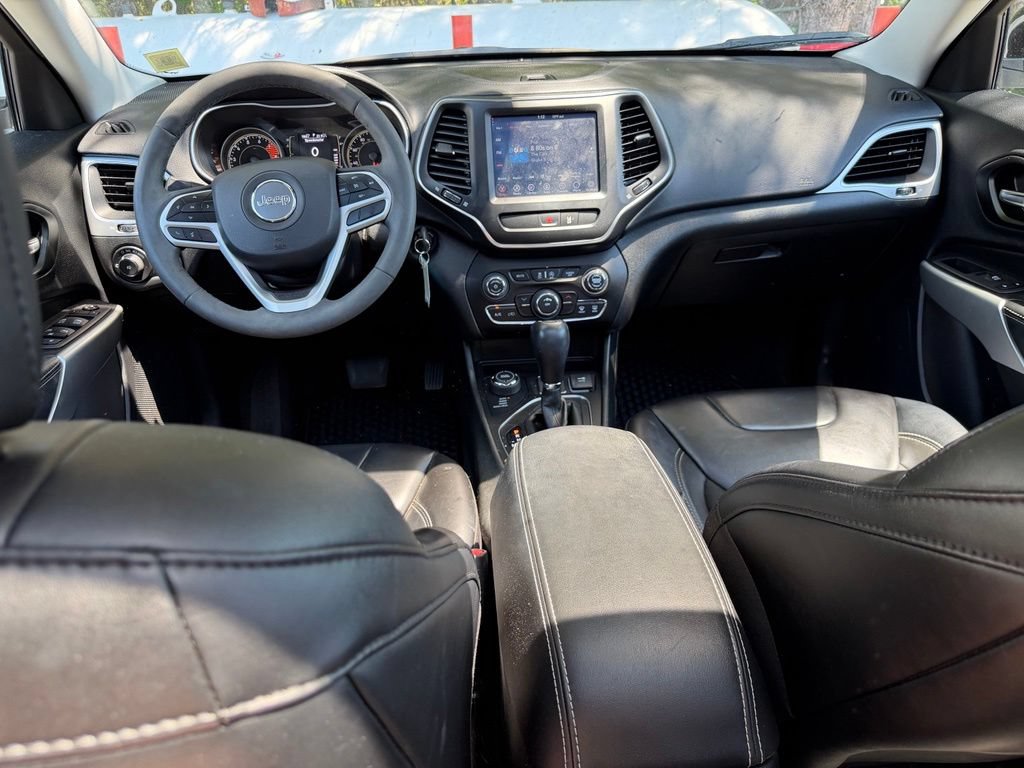 Used 2022 Jeep Cherokee Latitude w/ Sun & Sound Group AWD/4WD image 15