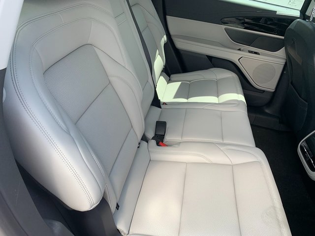 New 2026 Lincoln Nautilus Premier AWD/4WD image 14