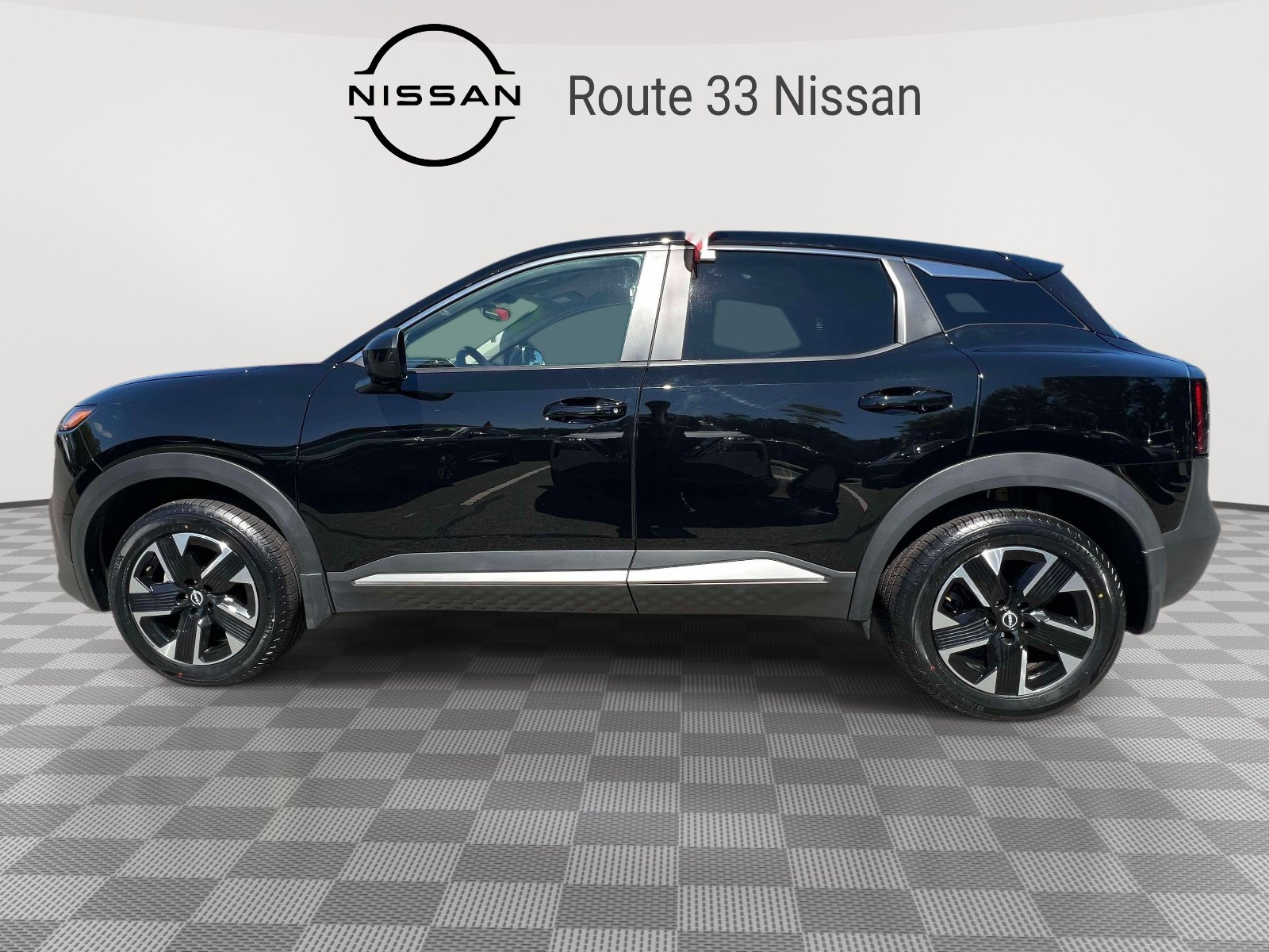 Used 2025 Nissan Kicks SV AWD/4WD image 5