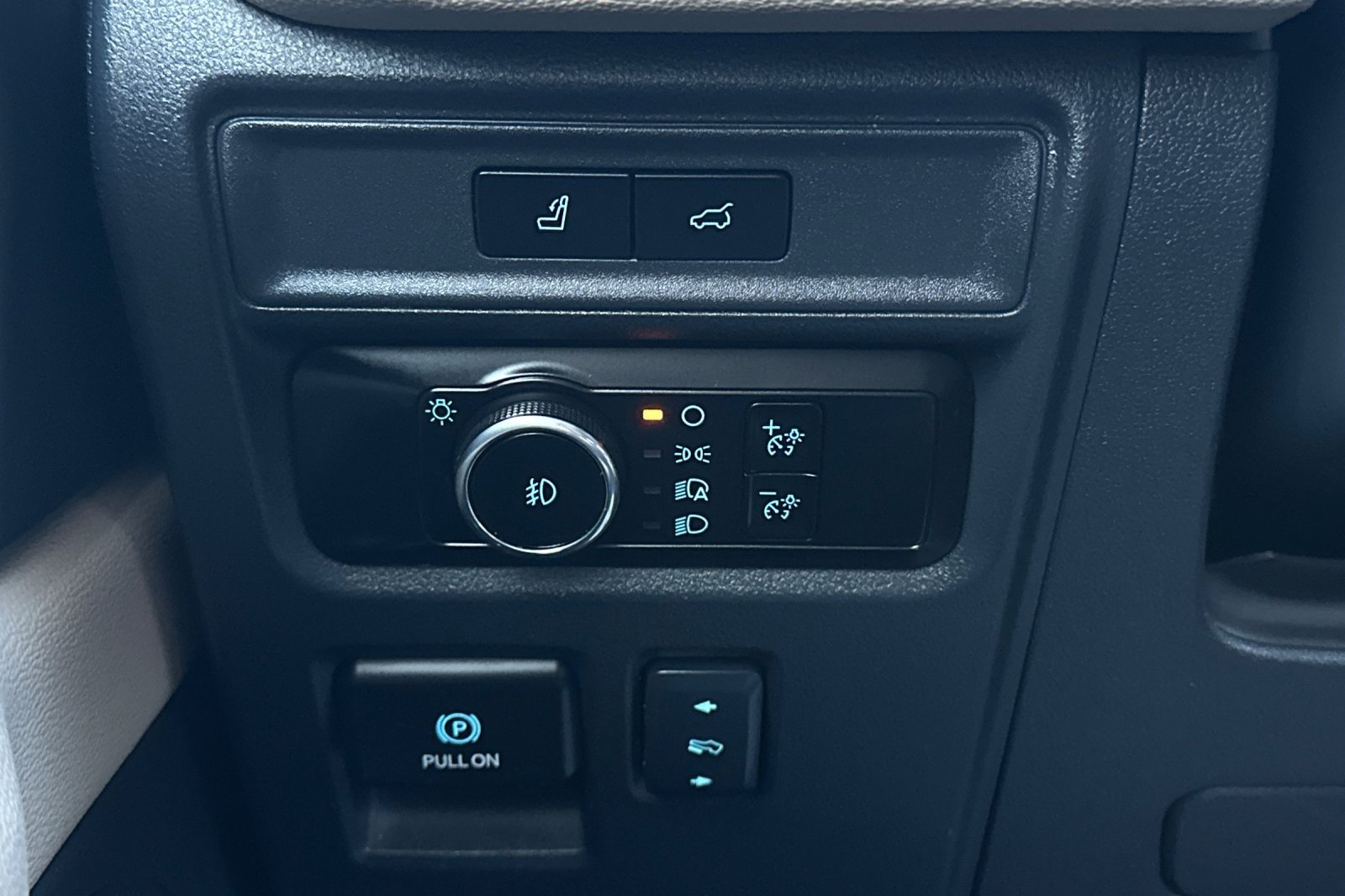 Used 2023 Ford Expedition Max Limited image 30