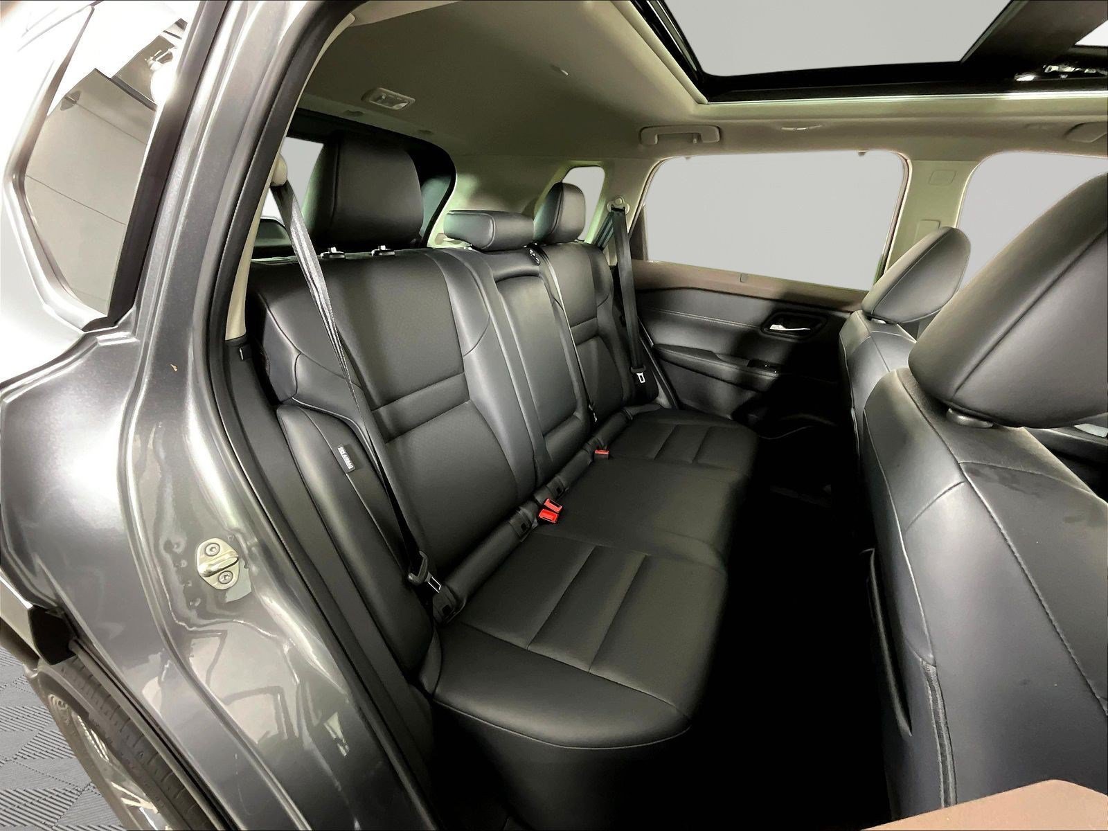 Certified 2023 Nissan Rogue SV w/ SV Premium B Package AWD/4WD image 25