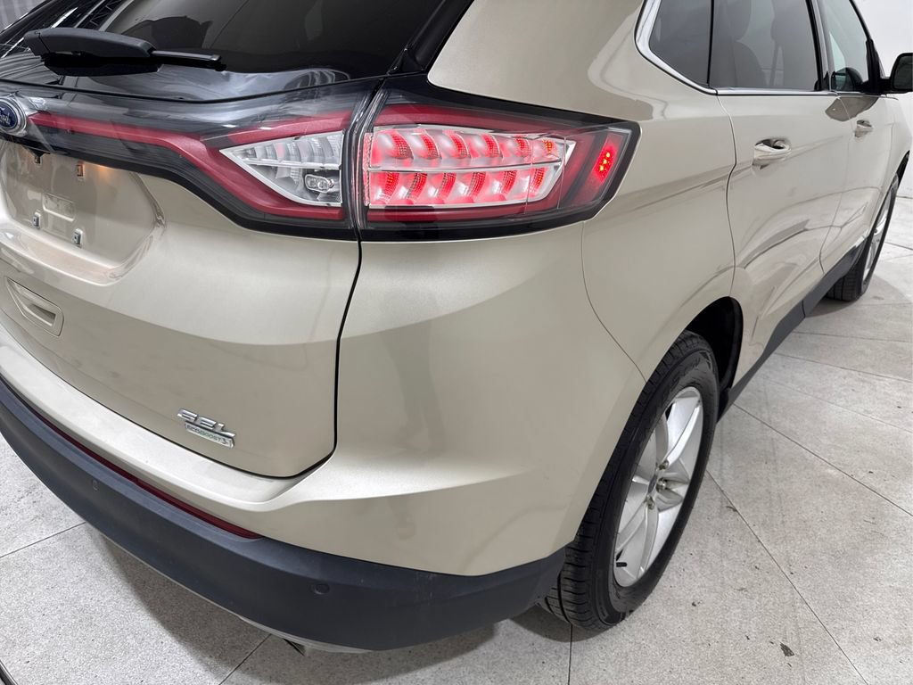 Used 2017 Ford Edge SEL w/ Equipment Group 201A FWD image 19