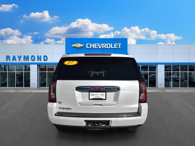Used 2017 GMC Yukon Denali w/ Open Road Package AWD/4WD image 4