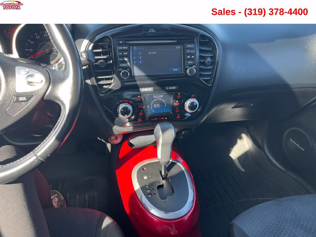 Used 2015 Nissan Juke SV w/ Technology Package AWD/4WD image 17