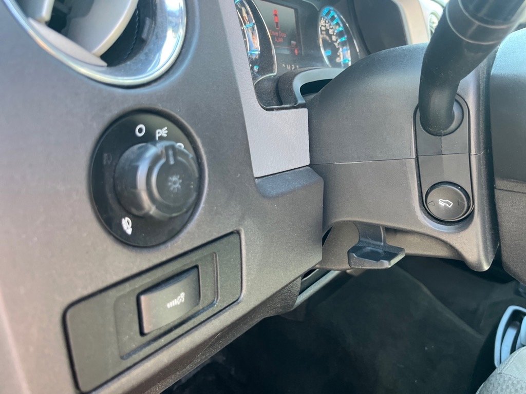 Used 2012 Ford F150 XLT w/ XLT Convenience Pkg image 9