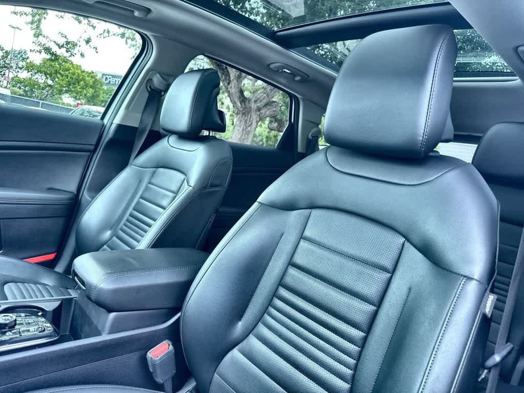 Certified 2024 Kia Sportage SX AWD/4WD image 14