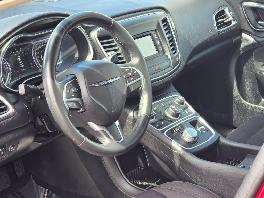 Used 2015 Chrysler 200 Limited w/ Convenience Group FWD image 21