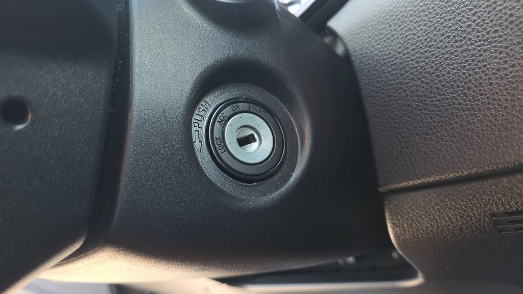 Used 2022 Toyota Corolla LE FWD image 25